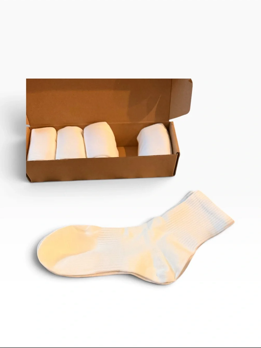 NEW in box women’s Crew Socks - ( 5 Pack)Women’s size 5-8